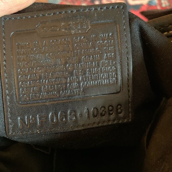 Vintage Coach Crossbody Black Bag - Picture 4 of 16